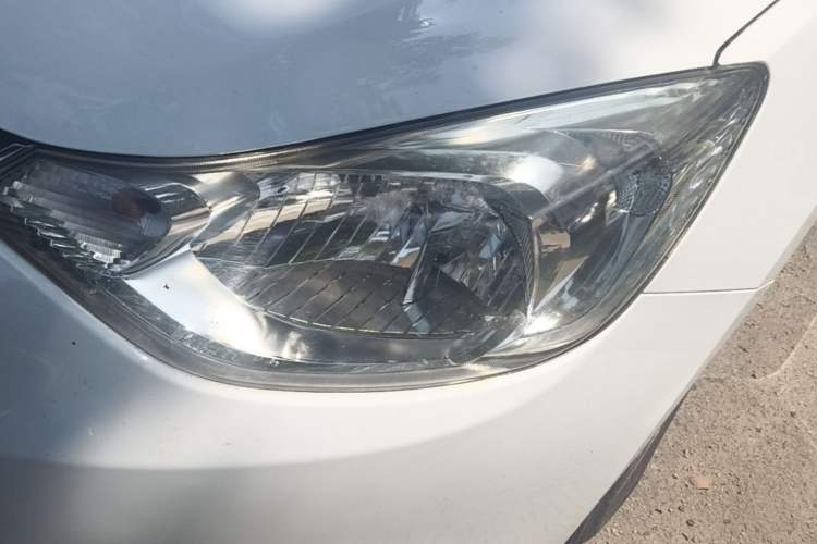 Used Chevrolet Sail 2015 Sail 3 1.5L Manual with Ideal Sunroof Edition Left Front Headlight