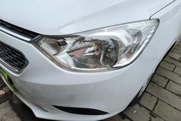 Used Chevrolet Sail 2015 Sail 3 1.3L AMT Ideal Edition Left Front Headlight