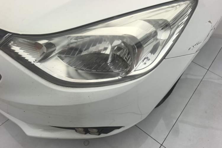 Used Chevrolet Sail 2015 Sail 3 1.5L Manual with Ideal Sunroof Edition Left Front Headlight