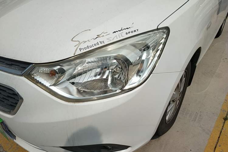 Used Chevrolet Sail 2015 Sail 3 1.5L AMT Happiness Sunroof Edition Left Front Headlight