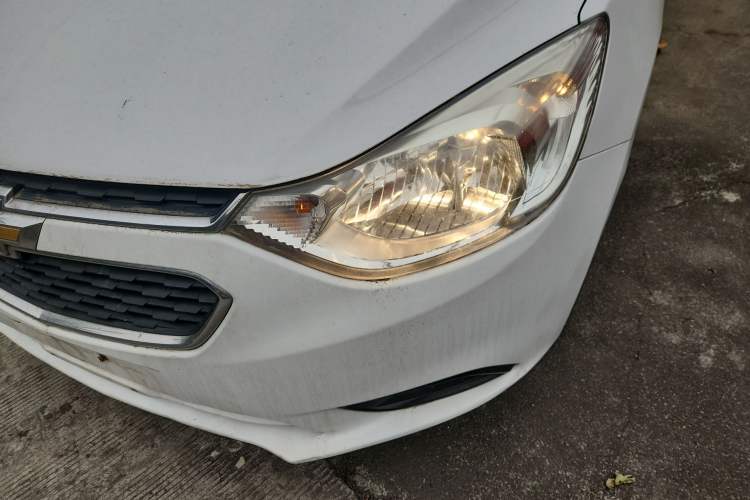 Used Chevrolet Sail 2015 Sail 3 1.3L Manual with Ideal Sunroof Edition Left Front Headlight