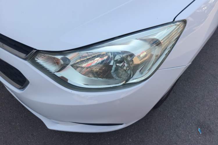 Used Chevrolet Sail 2015 Sail 3 1.5L Manual with Ideal Sunroof Edition Left Front Headlight