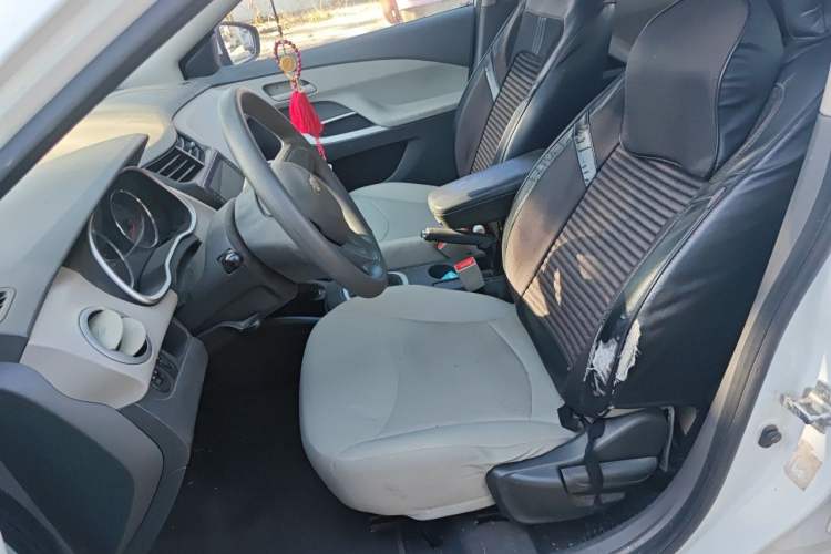 Used Chevrolet Sail 2015 Sail 3 1.3L Manual Ideal Edition Left Front Seat