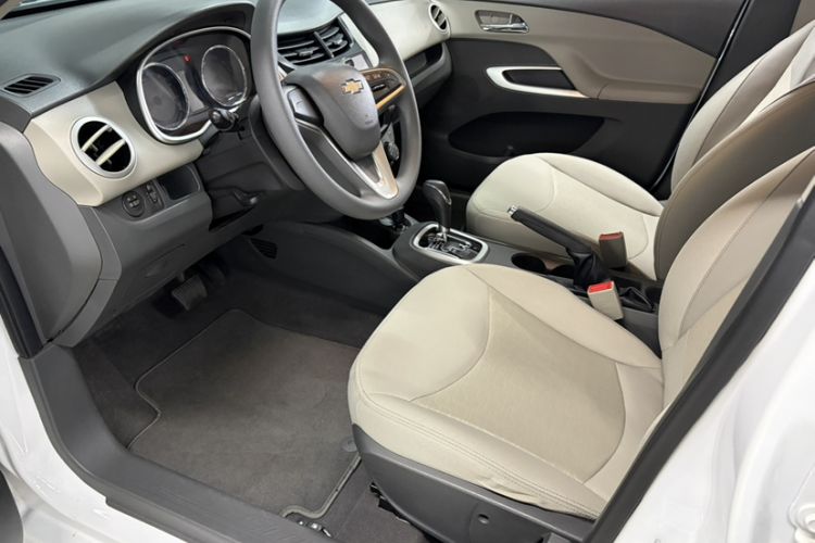 Used Chevrolet Sail 2015 Sail 3 1.5L AMT Happiness Sunroof Edition Left Front Seat