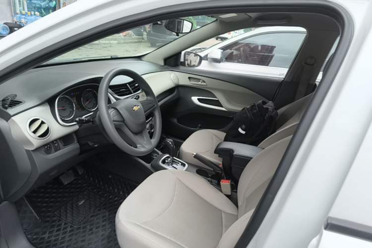 Used Chevrolet Sail 2015 Sail 3 1.3L AMT Ideal Edition Left Front Seat