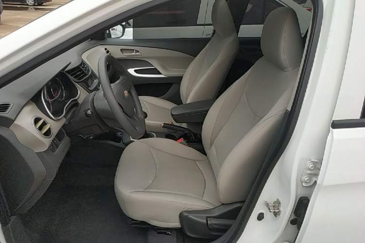 Used Chevrolet Sail 2015 Sail 3 1.5L Manual with Ideal Sunroof Edition Left Front Seat