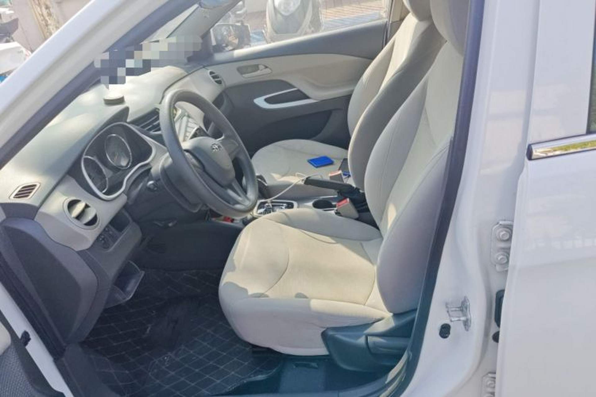 Used Chevrolet Sail 2015 Sail 3 1.3L AMT Ideal Edition Left Front Seat