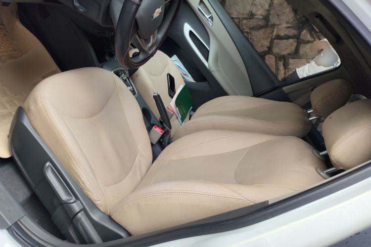 Used Chevrolet Sail 2015 Sail 3 1.5L AMT Happiness Sunroof Edition Left Front Seat