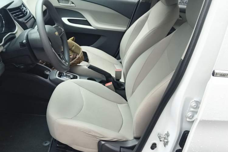 Used Chevrolet Sail 2015 Sail 3 1.3L AMT Ideal Edition Left Front Seat