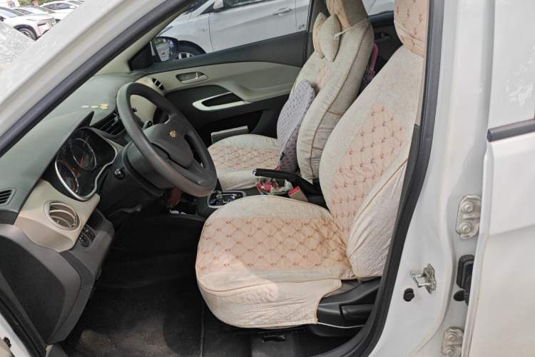 Used Chevrolet Sail 2015 Sail 3 1.3L AMT Ideal Edition Left Front Seat