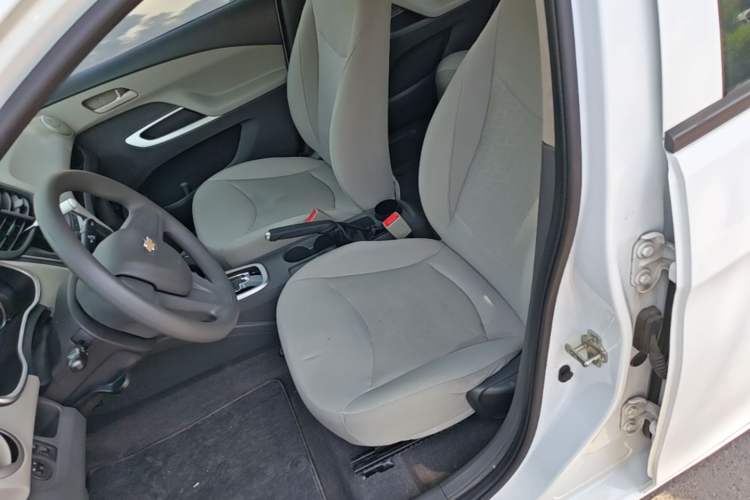 Used Chevrolet Sail 2015 Sail 3 1.3L AMT Ideal Edition Left Front Seat