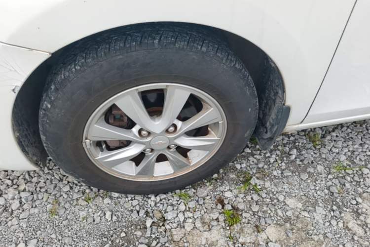 Used Chevrolet Sail 2015 Sail 3 1.3L Manual Ideal Edition Left Front Wheel Hub