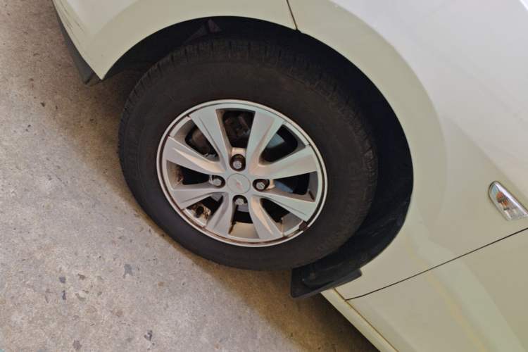 Used Chevrolet Sail 2015 Sail 3 1.3L AMT Ideal Edition Left Front Wheel Hub