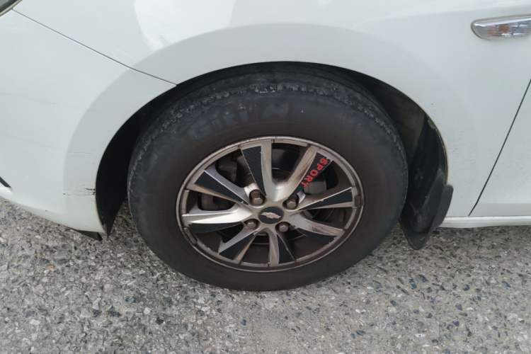 Used Chevrolet Sail 2015 Sail 3 1.5L Manual with Ideal Sunroof Edition Left Front Wheel Hub