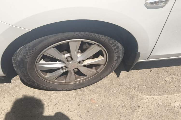 Used Chevrolet Sail 2015 Sail 3 1.5L Manual with Ideal Sunroof Edition Left Front Wheel Hub