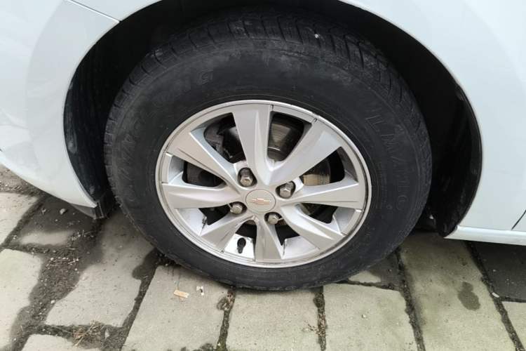 Used Chevrolet Sail 2015 Sail 3 1.3L AMT Ideal Edition Left Front Wheel Hub