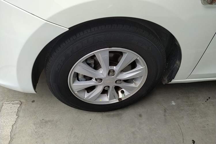 Used Chevrolet Sail 2015 Sail 3 1.5L Manual with Ideal Sunroof Edition Left Front Wheel Hub