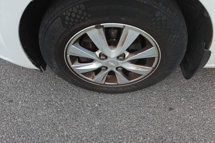 Used Chevrolet Sail 2015 Sail 3 1.3L Manual Ideal Edition Left Front Wheel Hub