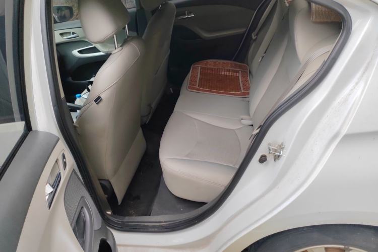 Used Chevrolet Sail 2015 Sail 3 1.5L AMT Happiness Sunroof Edition Left Rear Seat