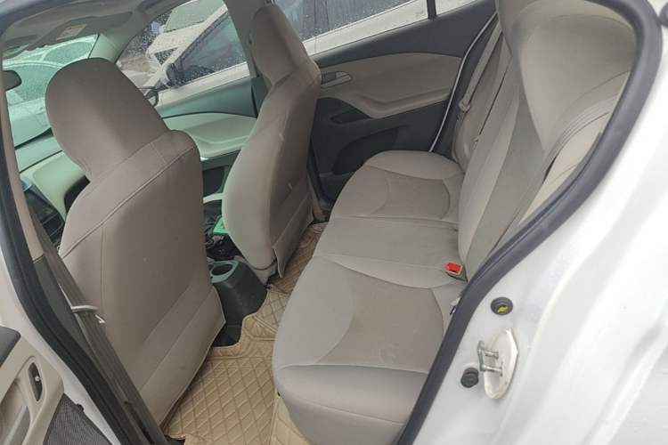 Used Chevrolet Sail 2015 Sail 3 1.3L Manual with Ideal Sunroof Edition Left Rear Seat
