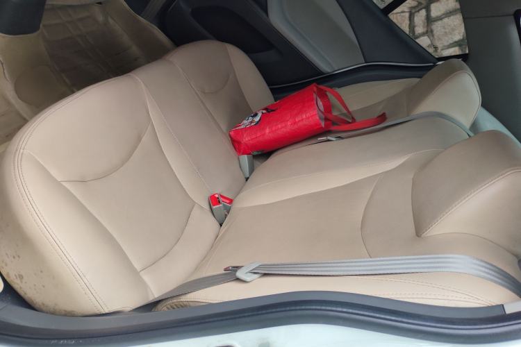 Used Chevrolet Sail 2015 Sail 3 1.5L AMT Happiness Sunroof Edition Left Rear Seat