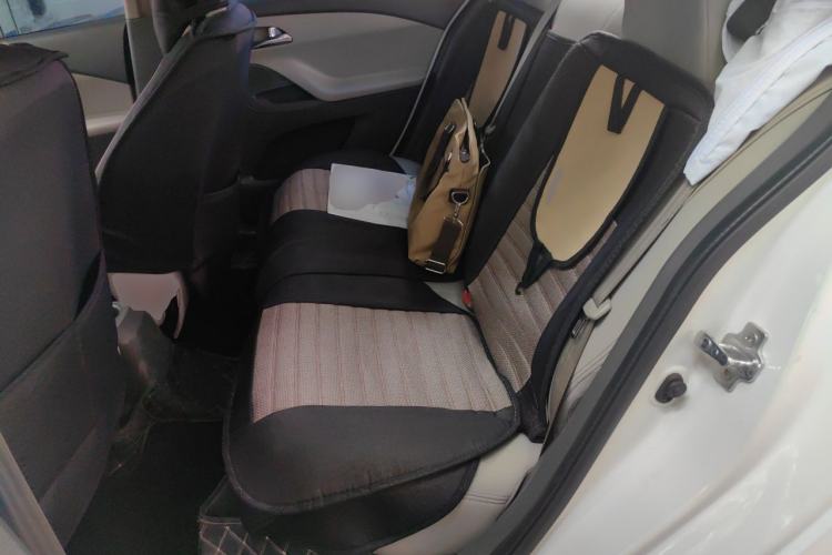 Used Chevrolet Sail 2015 Sail 3 1.5L AMT Happiness Sunroof Edition Left Rear Seat