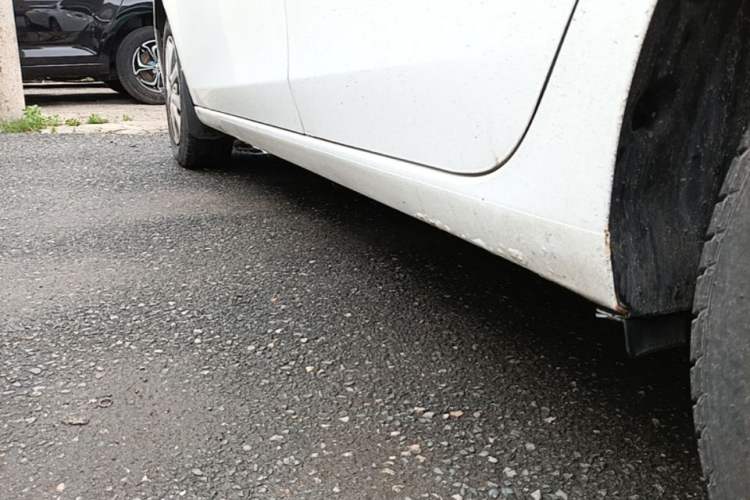 Used Chevrolet Sail 2015 Sail 3 1.3L Manual Warm Edition Left Side Sill