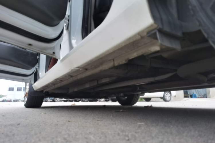 Used Chevrolet Sail 2015 Sail 3 1.5L Manual with Ideal Sunroof Edition Left Side Sill