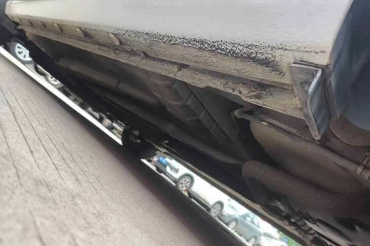 Used Chevrolet Sail 2015 Sail 3 1.5L Manual with Ideal Sunroof Edition Left Side Sill