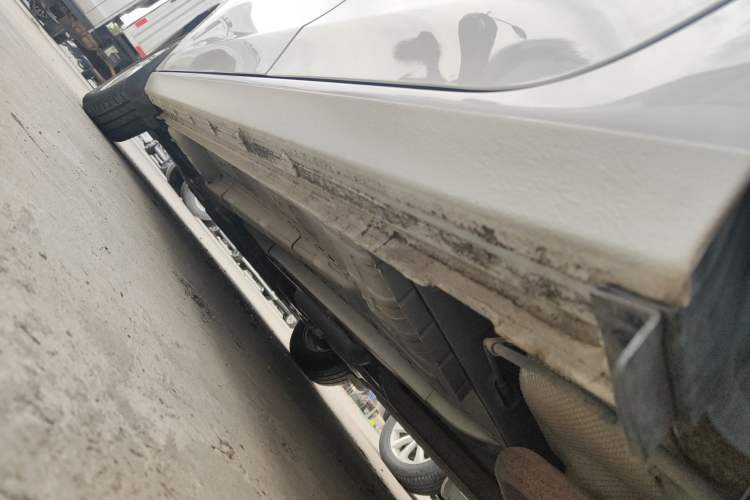 Used Chevrolet Sail 2015 Sail 3 1.5L Manual with Ideal Sunroof Edition Left Side Sill