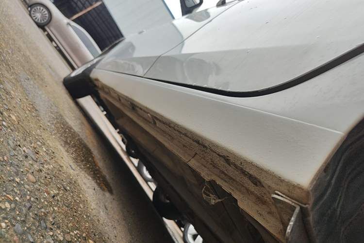 Used Chevrolet Sail 2015 Sail 3 1.3L Manual with Ideal Sunroof Edition Left Side Sill