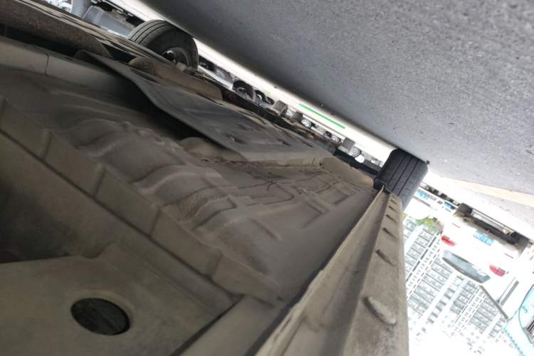 Used Chevrolet Sail 2015 Sail 3 1.5L Manual with Ideal Sunroof Edition Left Side Sill