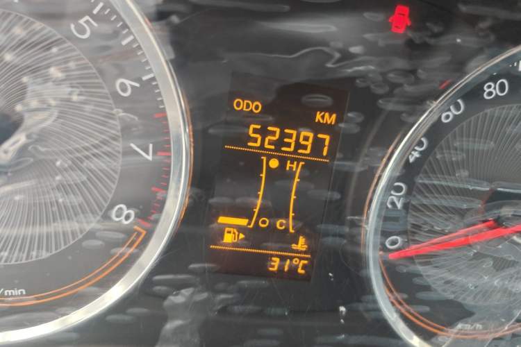 Used Chevrolet Sail 2015 Sail 3 1.5L Manual with Ideal Sunroof Edition Odometer Close Up