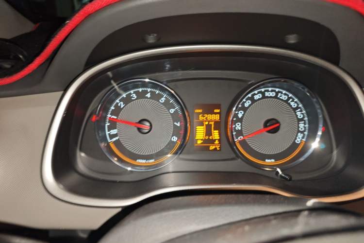 Used Chevrolet Sail 2015 Sail 3 1.5L Manual with Ideal Sunroof Edition Odometer Close Up