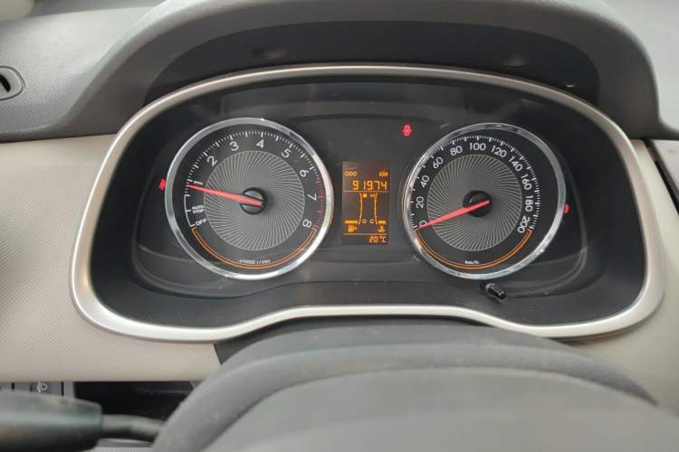 Used Chevrolet Sail 2015 Sail 3 1.5L Manual with Ideal Sunroof Edition Odometer Close Up
