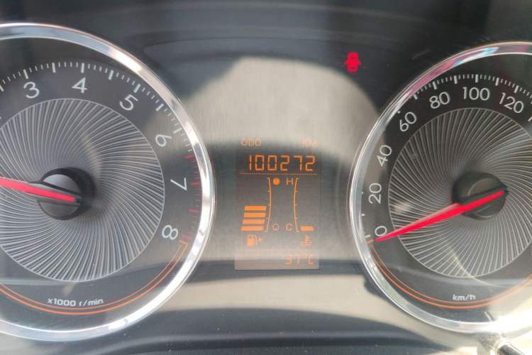 Used Chevrolet Sail 2015 Sail 3 1.5L Manual with Ideal Sunroof Edition Odometer Close Up