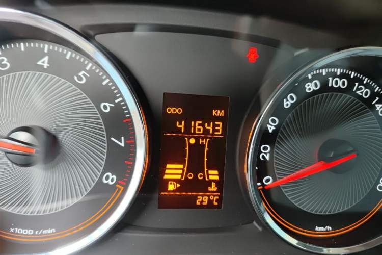 Used Chevrolet Sail 2015 Sail 3 1.5L Manual with Ideal Sunroof Edition Odometer Close Up