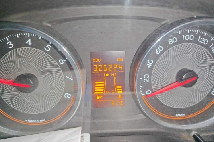 Used Chevrolet Sail 2015 Sail 3 1.3L Manual Ideal Edition Odometer Close Up