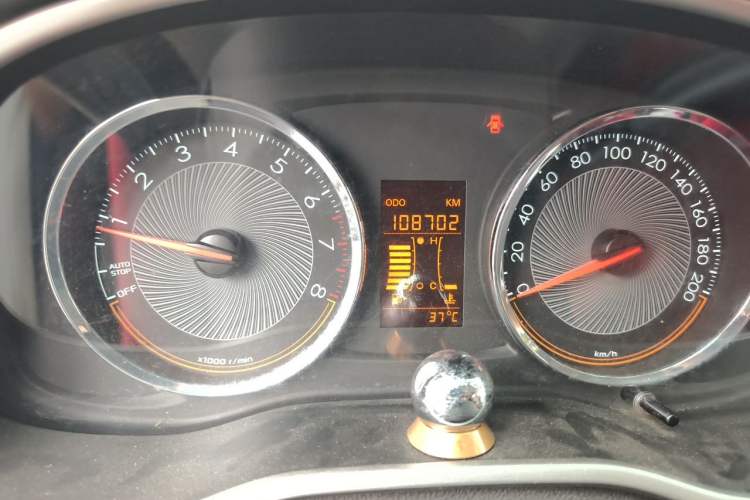 Used Chevrolet Sail 2015 Sail 3 1.3L Manual Ideal Edition Odometer Close Up