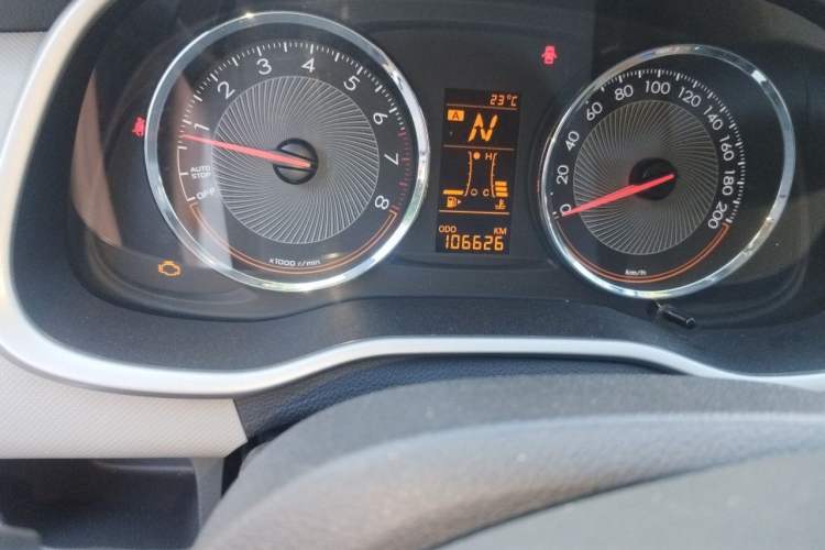 Used Chevrolet Sail 2015 Sail 3 1.3L AMT Ideal Edition Odometer Close Up