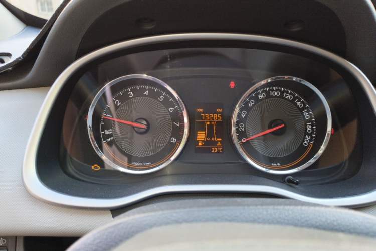 Used Chevrolet Sail 2015 Sail 3 1.5L Manual with Ideal Sunroof Edition Odometer Close Up