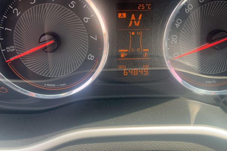 Used Chevrolet Sail 2015 Sail 3 1.3L AMT Ideal Edition Odometer Close Up