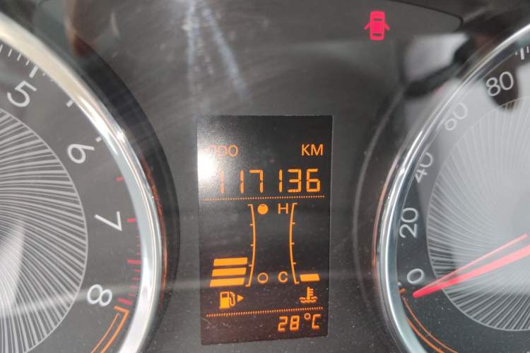 Used Chevrolet Sail 2015 Sail 3 1.5L Manual with Ideal Sunroof Edition Odometer Close Up