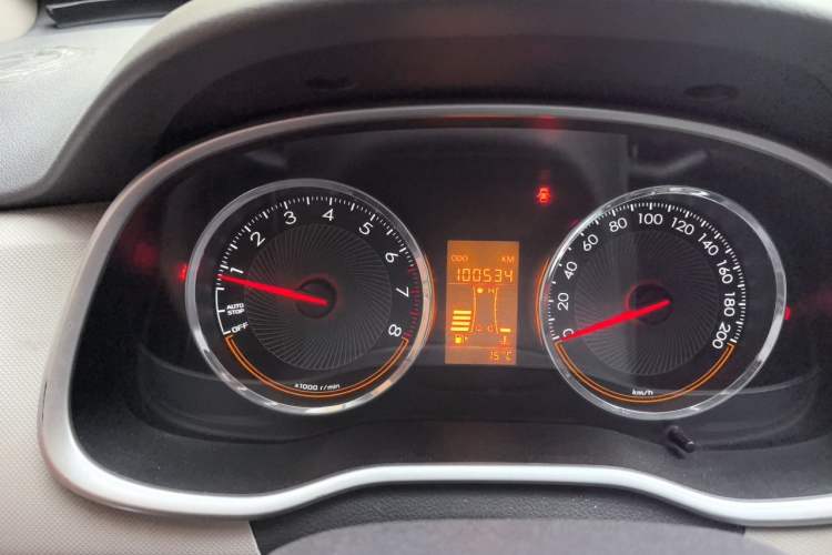 Used Chevrolet Sail 2015 Sail 3 1.3L Manual Ideal Edition Odometer Close Up