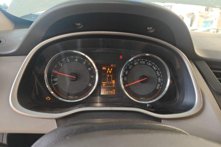 Used Chevrolet Sail 2015 Sail 3 1.3L AMT Ideal Edition Odometer Close Up