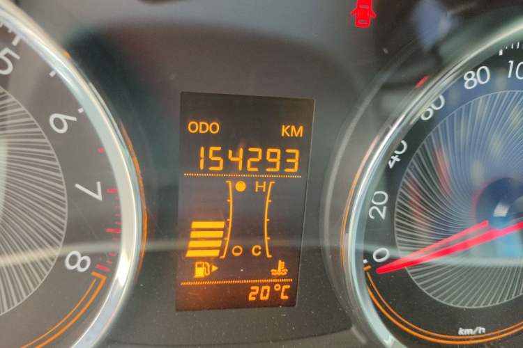 Used Chevrolet Sail 2015 Sail 3 1.5L Manual with Ideal Sunroof Edition Odometer Close Up