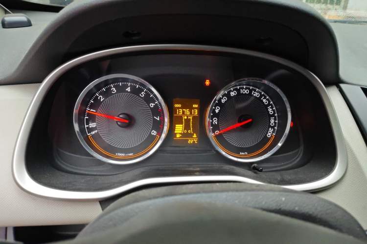 Used Chevrolet Sail 2015 Sail 3 1.5L Manual with Ideal Sunroof Edition Odometer Close Up