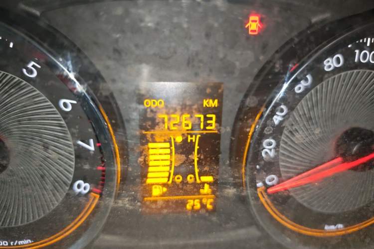 Used Chevrolet Sail 2015 Sail 3 1.5L Manual with Ideal Sunroof Edition Odometer Close Up