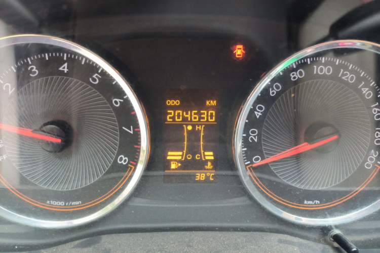 Used Chevrolet Sail 2015 Sail 3 1.5L Manual with Ideal Sunroof Edition Odometer Close Up
