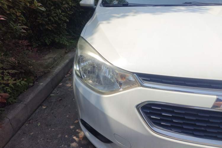 Used Chevrolet Sail 2015 Sail 3 1.3L Manual Ideal Edition Right Front Headlight